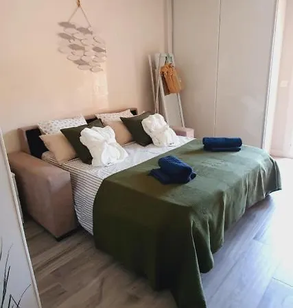 Studio Ciuchino, Ideale Per Coppie E Per Lavoratori Apartment *